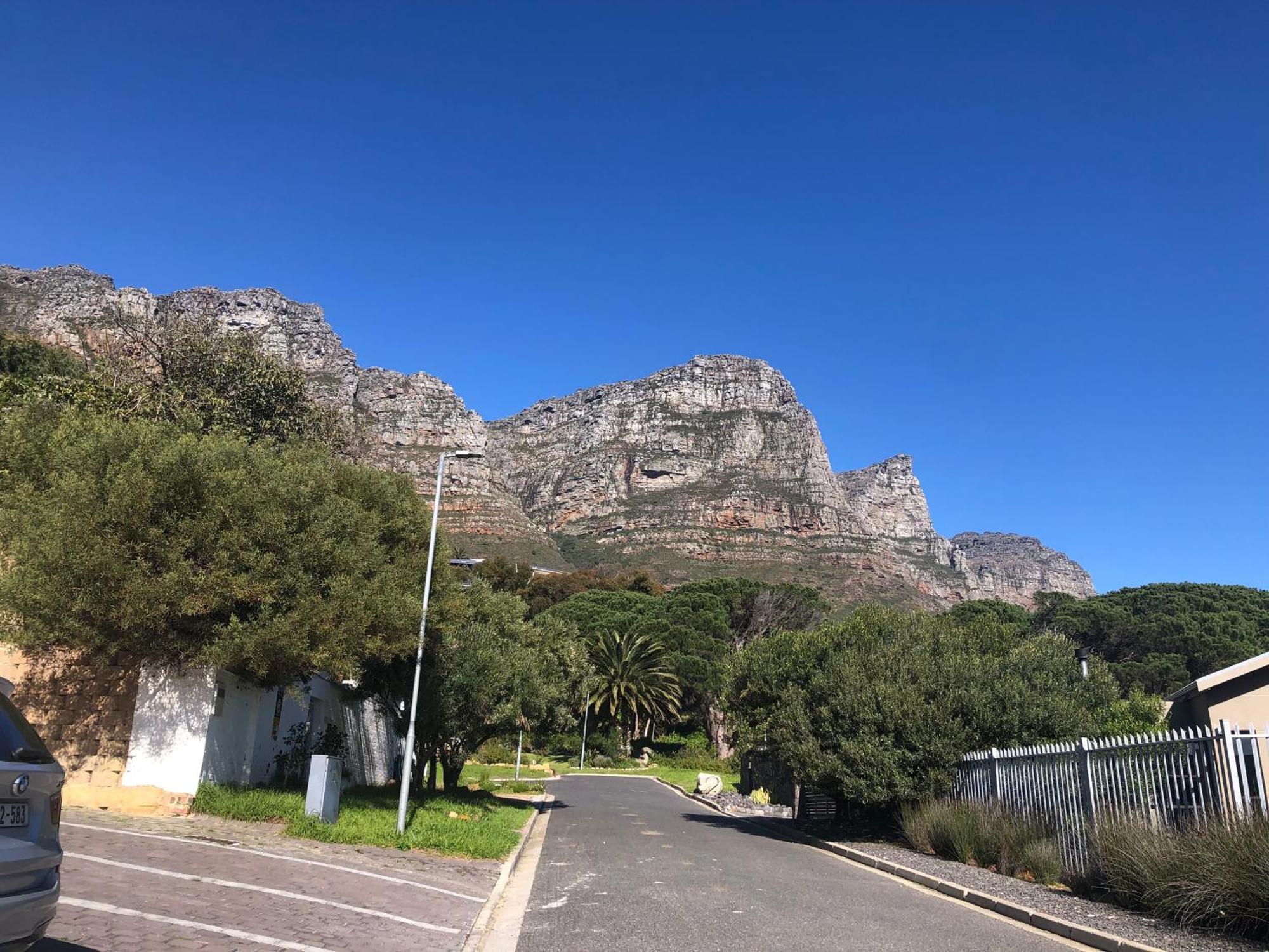 Camps Bay Blue Self-Catering Studios Cidade Do Cabo Exterior foto